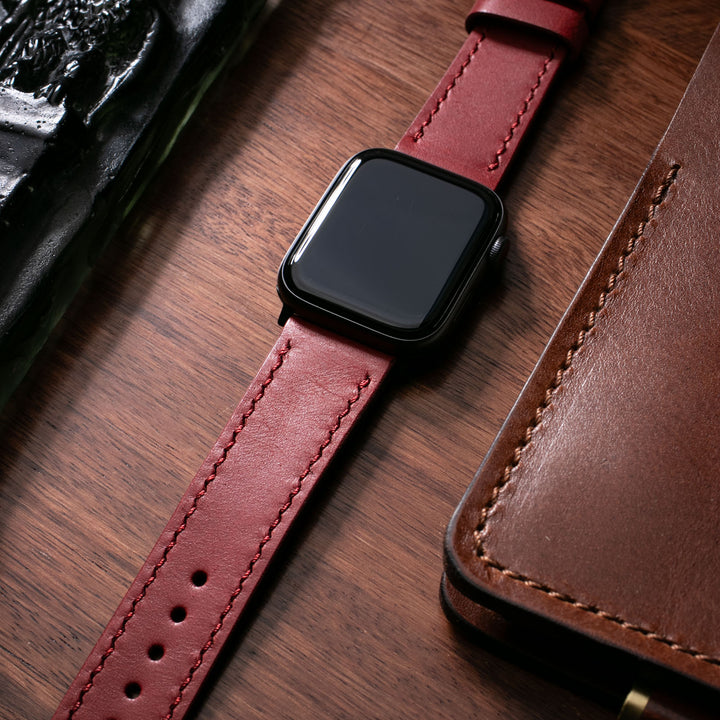Fırçalı Çift Kat Deri Apple Watch Kayışı - Coral Red