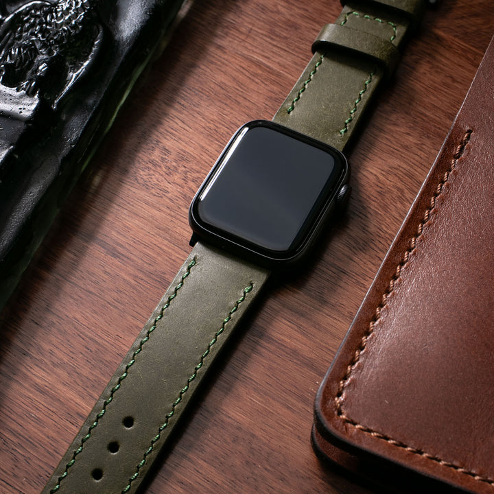 Fırçalı Çift Kat Deri Apple Watch Kayışı - Zeytin Yeşili