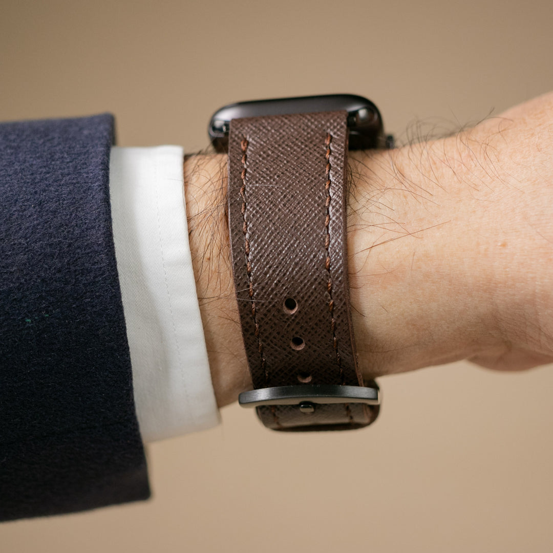 Saffiano Deri Apple Watch Kayış - Bitter - Roarcraft TR