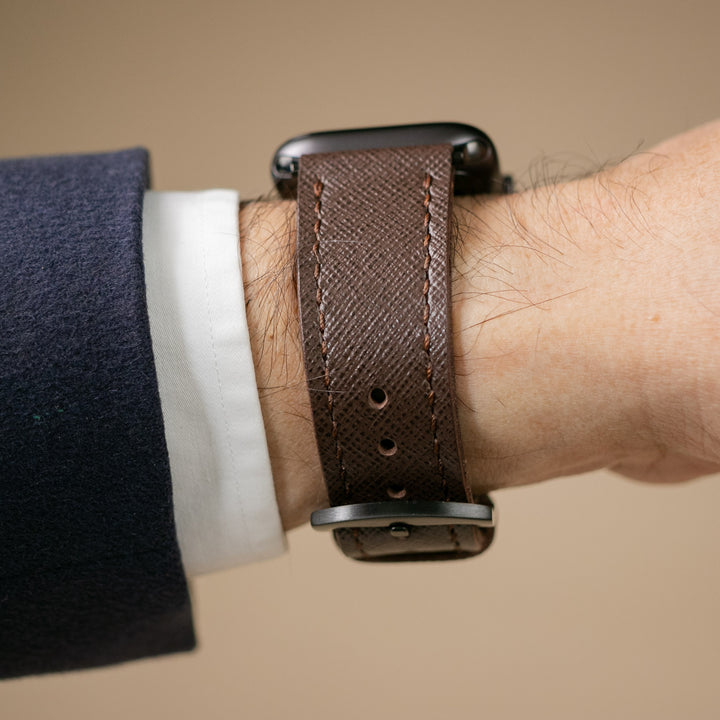 Saffiano Deri Apple Watch Kayış - Bitter - Roarcraft TR