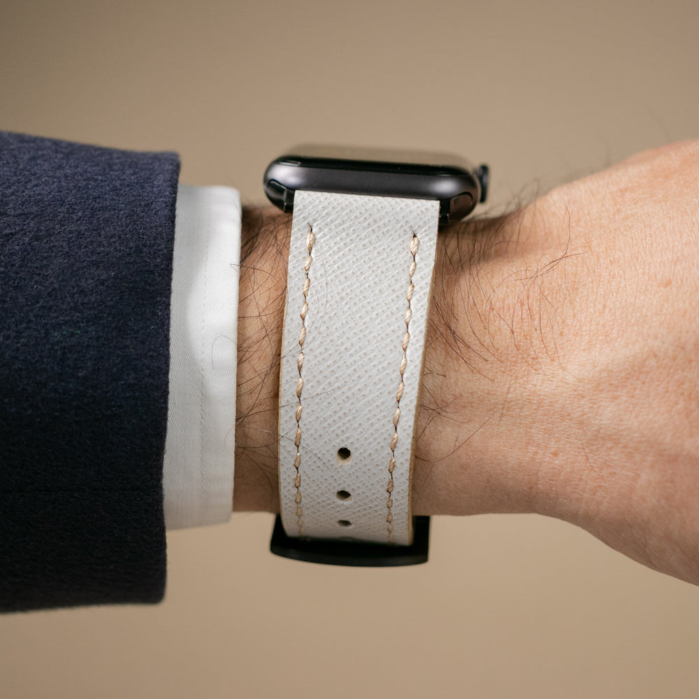 Saffiano Deri Apple Watch Kayış - Kar Beyaz - Roarcraft TR