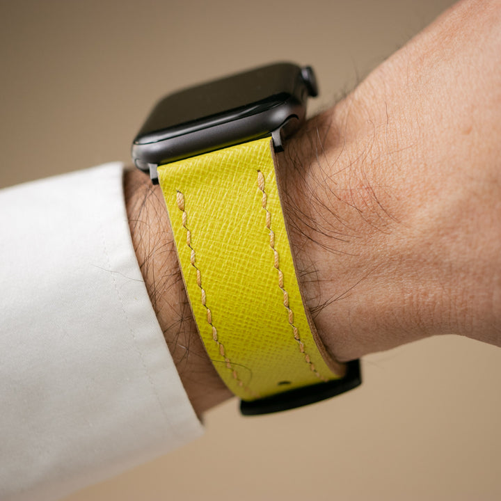 Saffiano Deri Apple Watch Kayış - Lime - Roarcraft TR