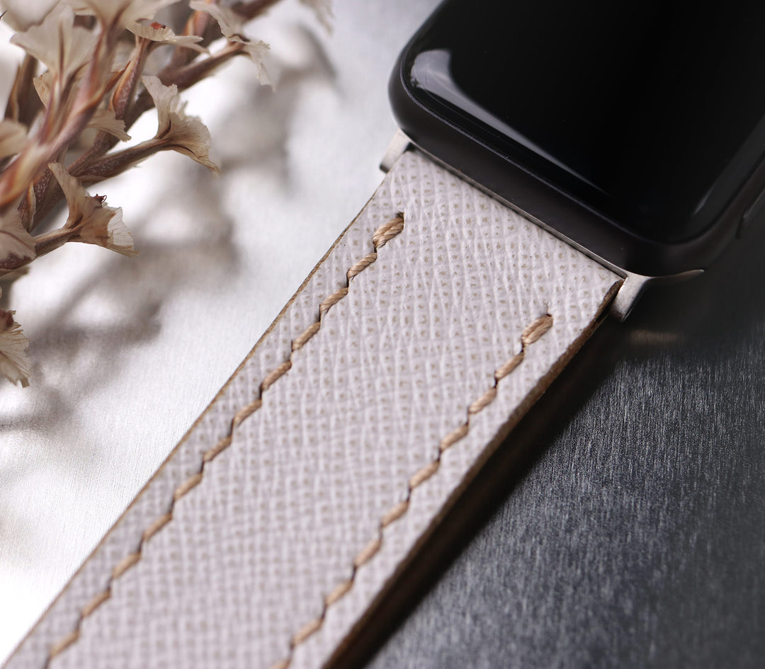 Saffiano Deri Apple Watch Kayış - Kar Beyaz - Roarcraft TR